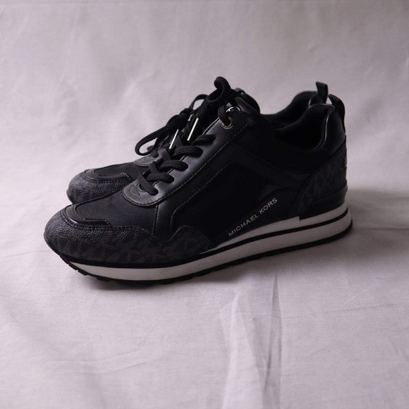 Michael Kors Shoes - Michael Kors MK Monogram Sneakers Women's 8M Black Lace-Up Athletic Casual Shoes